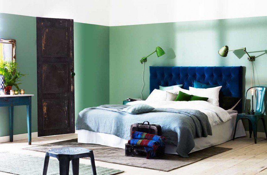 Bedroom Interior, Tufted Headboards: Headboards that Makes Your Bed Look More Elegant: Blue Tufted Headboards